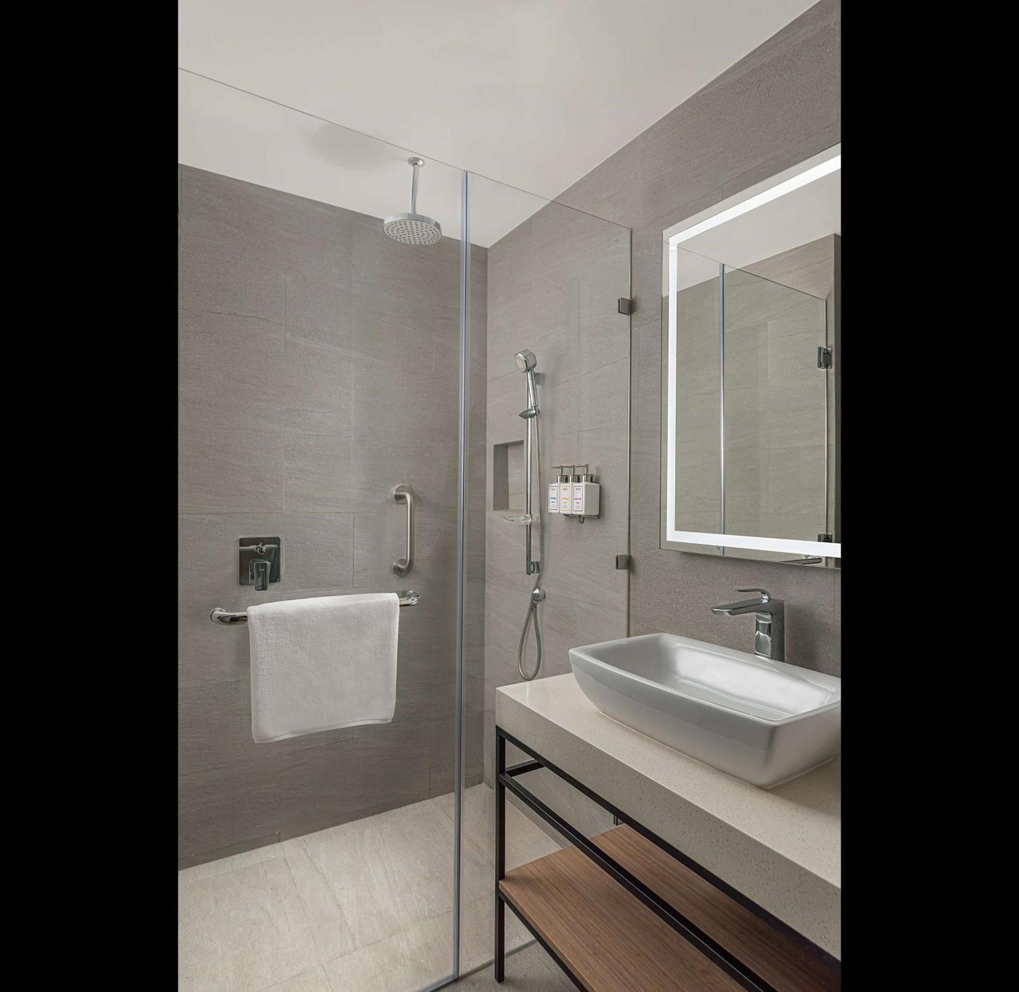 Park Inn By Radisson Bacolod Eksteriør bilde