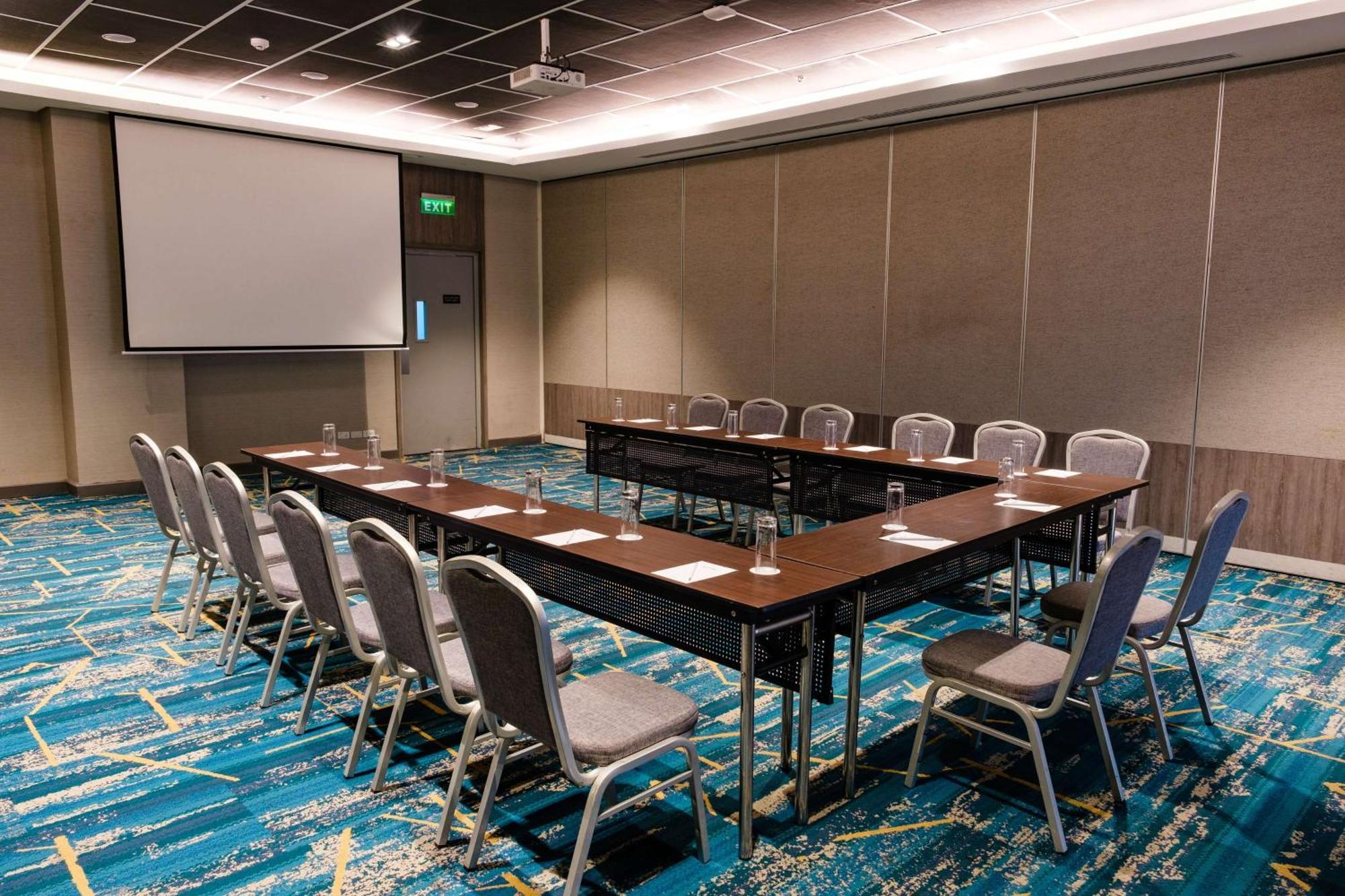 Park Inn By Radisson Bacolod Eksteriør bilde